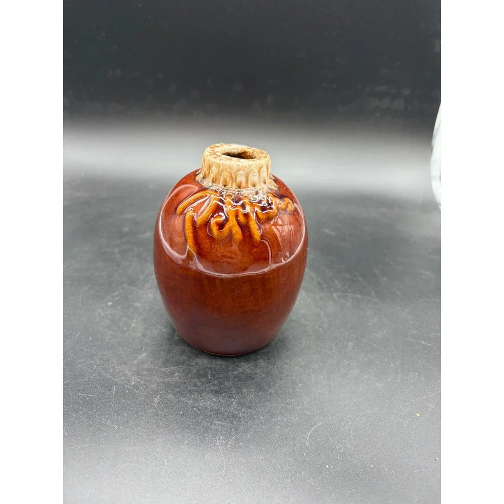 Vintage Brown Drip Glaze Hull‎ Pepper Pottery